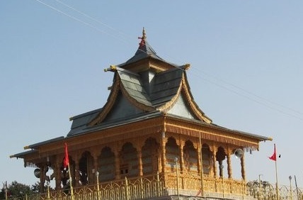 Lankra Veer Temple 